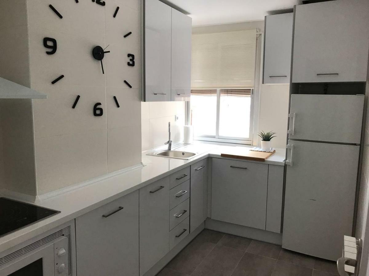 Apartamento Del Sueno Con Aire Acondicionado Logrono Bagian luar foto