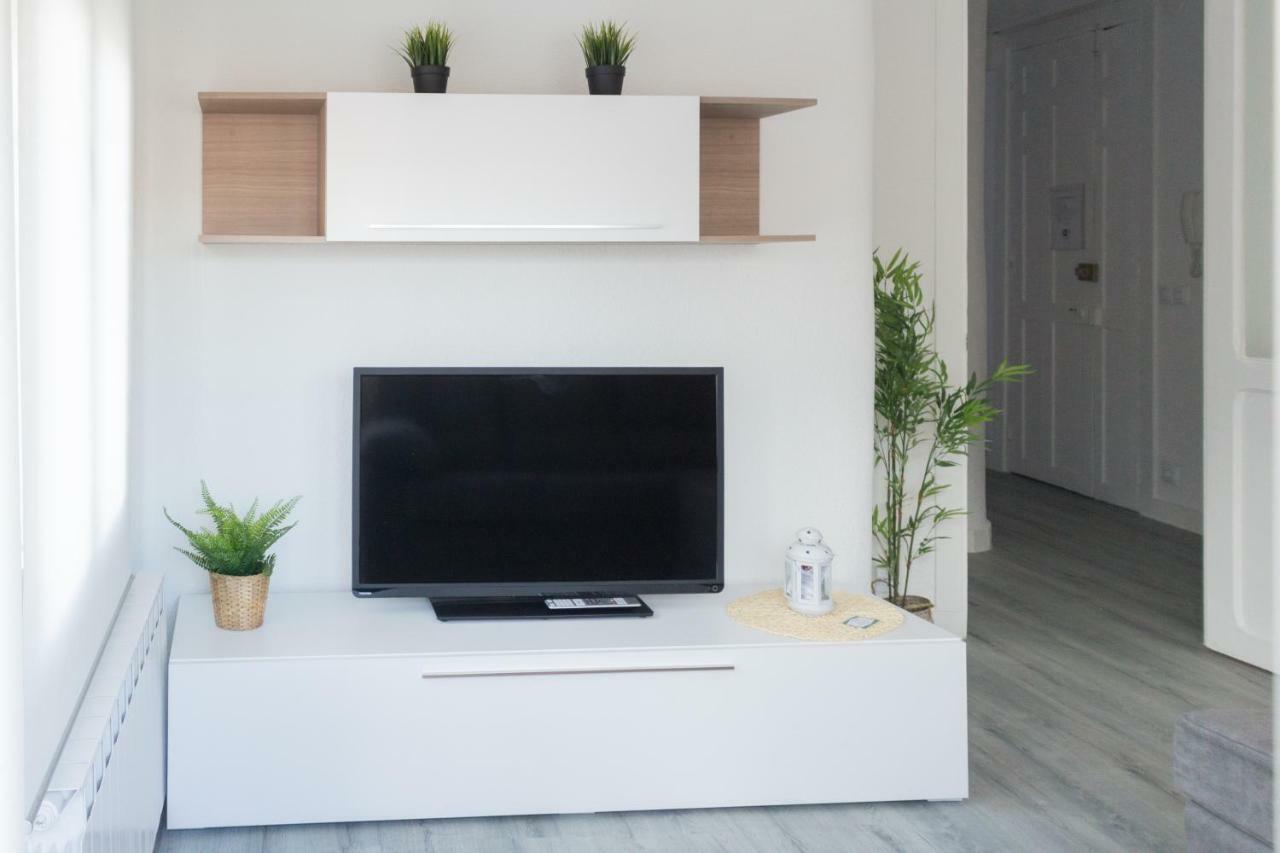 Apartamento Del Sueno Con Aire Acondicionado Logrono Bagian luar foto