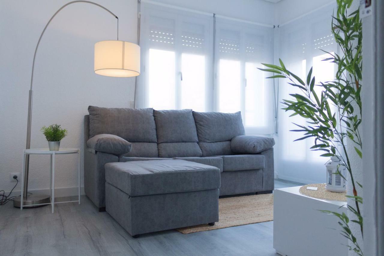Apartamento Del Sueno Con Aire Acondicionado Logrono Bagian luar foto