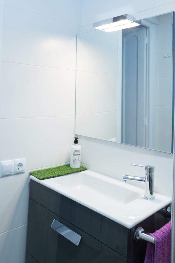Apartamento Del Sueno Con Aire Acondicionado Logrono Bagian luar foto