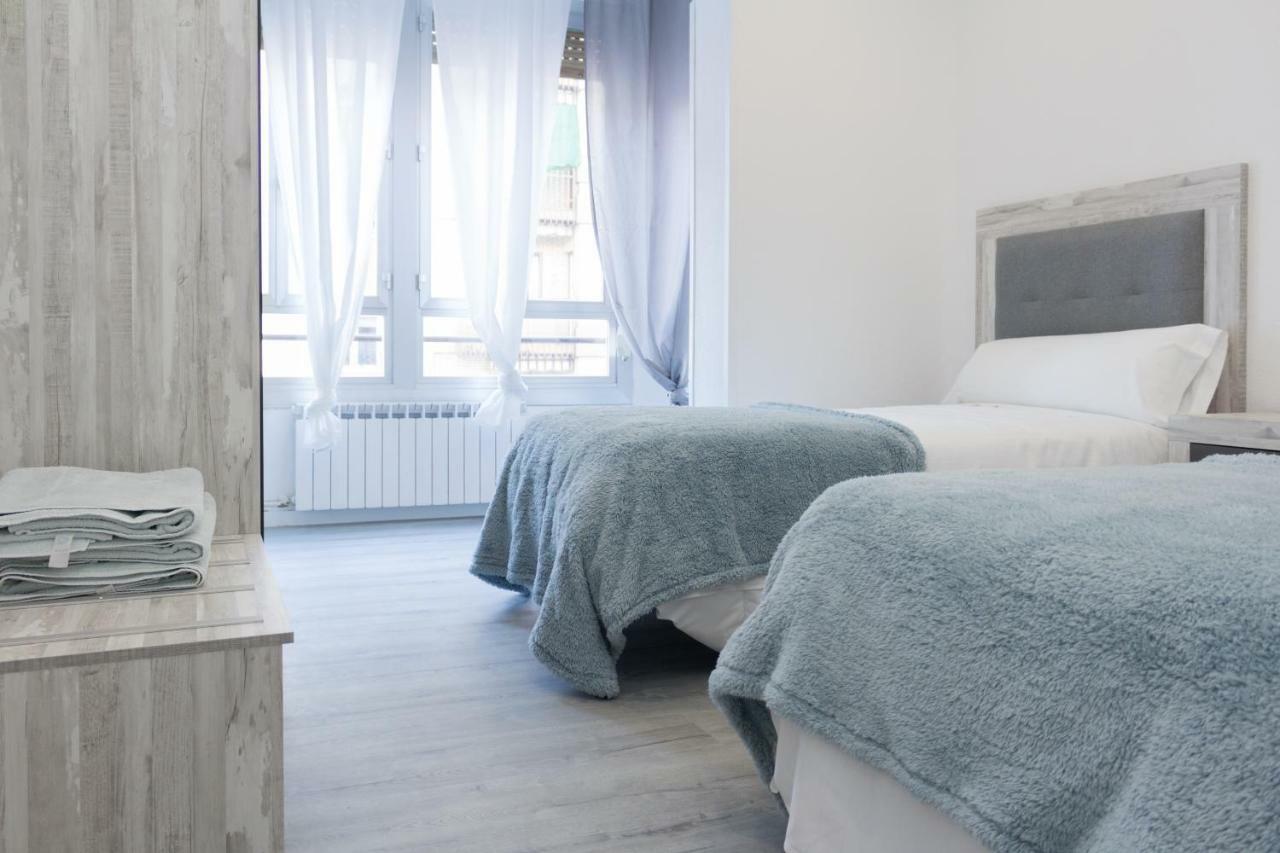 Apartamento Del Sueno Con Aire Acondicionado Logrono Bagian luar foto